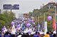 1800人参与，开启33公里的徒步挑战，向公众推广公益理念，筹集善款助力贵州脱贫攻坚工作。