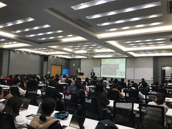 做客宁波诺丁汉大学商学院  丁威为师生破解A.O.史密斯成功之道