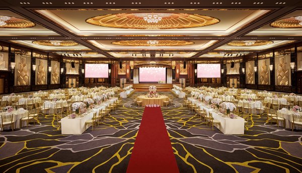 A grand wedding at Sunway Resort Hotel & Spa's newly refurbished ballroom