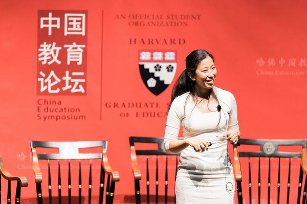COGITA创始人Marina老师在哈佛中国教育论坛进行“亚裔学生如何融入多元化背景，保持良好的心理健康状态”为主题的演讲