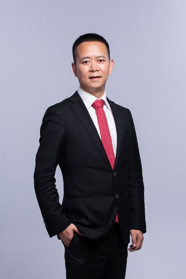 Simon Zhang, Global CEO and China Chairman of Ries Strategy Positioning Consulting