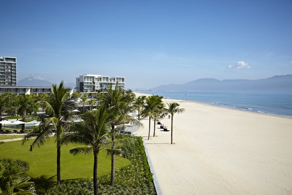 Hyatt Regency Danang Resort and Spa situated on a tranquil stretch of white sandy Non Nuoc beach, at the gateway to the vibrant city of Danang, Hyatt Regency Danang Resort and Spa is an ideal base to explore the exotic charms of Central Vietnam no matter the occasion, from meetings and events to memorable family vacations. It is just a few steps from Marble Mountain, within the proximity of three UNESCO World Heritage Sites: the Imperial City of Hue, the old town of Hoi An, and My Son.