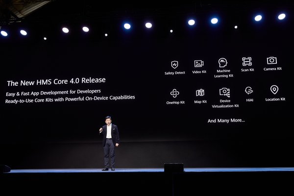 Richard Yu, CEO of Huawei's Consumer BG, showcased HMS Core 4.0 at the Consumer Business Product and Strategy Virtual Launch event in Barcelona.
