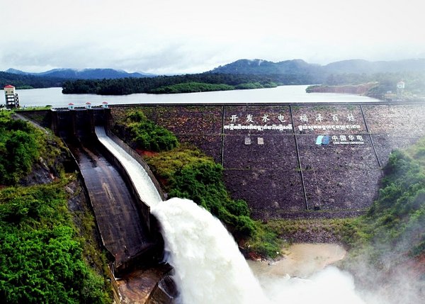 A dam operated by China Huadian Lower Stung Russei Chrum Hydroelectric Project in Koh Kong, Cambodia. (Source: China Huadian)