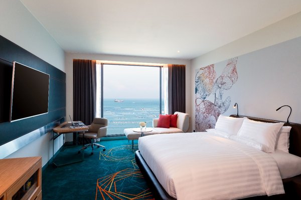Deluxe King Room with Seaview