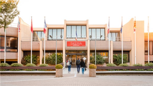 SKEMA商学院位于欧洲硅谷 -- 索菲亚-安提波利斯的校园