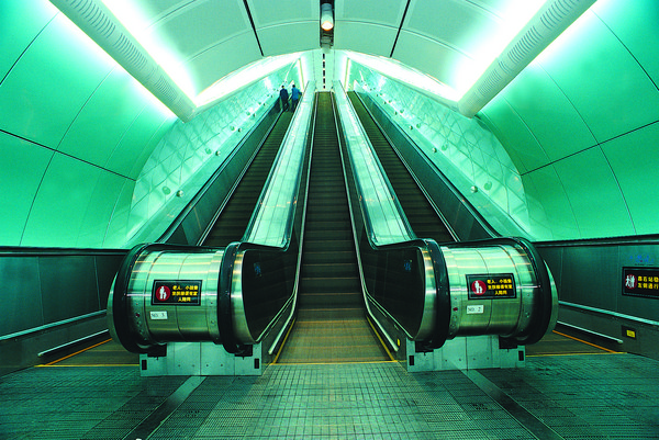 Hitachi Elevator’s escalators in Guangzhou’s metro station