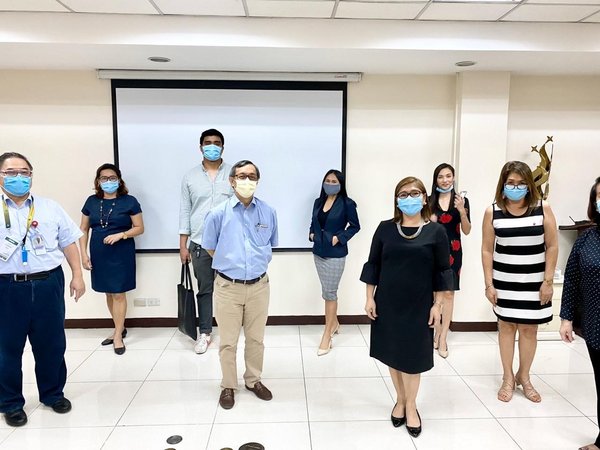 PCS Interconnection。由Docquity组织的首届在线会议，来自菲律宾7100个岛屿的医生参加了会议。
