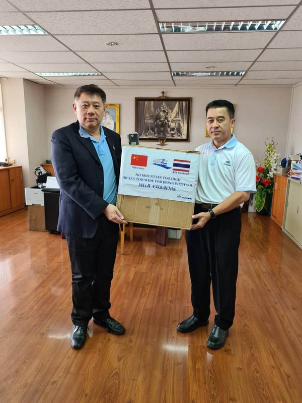 Brief Handover Ceremony in Recognition of Yutong's Donation