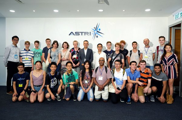 ASTRI CEO Hugh Chow welcomes IMMC students and teachers visiting ASTRI2019