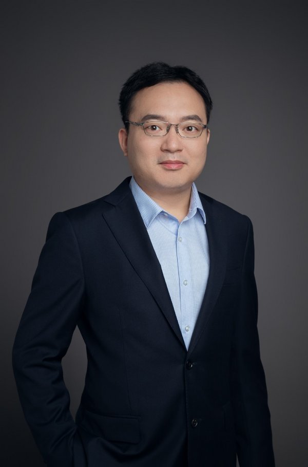 Woody Zou， Vice President and Managing Director China, Elektrobit