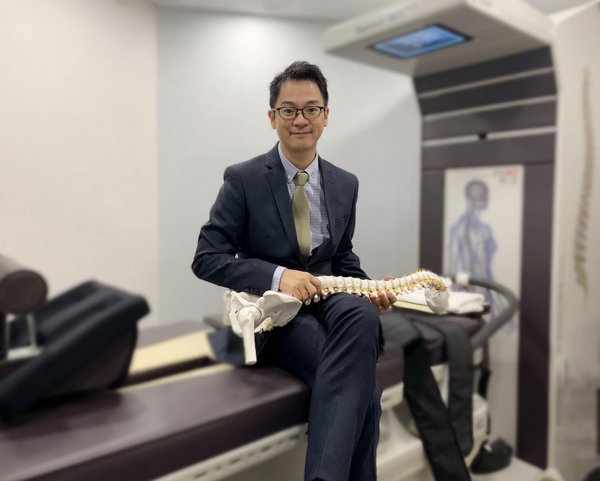 香港執業脊醫協會朱君璞醫生：脊醫可有效矯正多數脊柱側彎