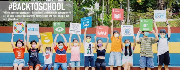 愛的家Family Mask的聯合創辦人Jessie Chung及Kenneth Kwok為響應UN75推出#BackToSchool計劃。