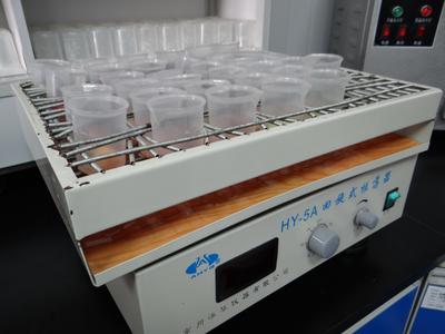 沃尔玛深圳生鲜配送中心使用回旋式振荡器取代人工振荡，使检测食物的液体混合更均匀，检测结果更精确