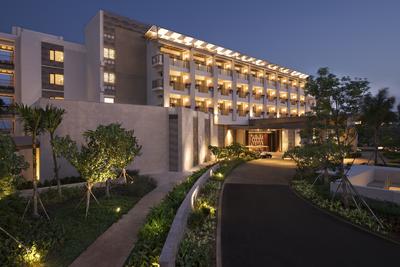香格里拉酒店集团中国大陆第一家度假酒店于三亚揭幕