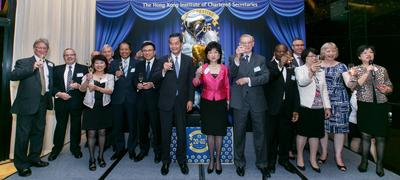 At the Hong Kong Institute of Chartered Secretaries 20+65 Double Anniversary Cocktail, the Chief Executive of HKSAR, the Honourable CY Leung; Professor the Honourable KC Chan, Secretary for Financial Services and the Treasury; Ms Edith Shih FCIS FCS(PE); Mr Frank Bush FCIS; and Council Members of HKICS and ICSA toasting with the guests