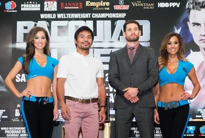 The two superstar boxers – Fighter of the Decade Congressman Manny “Pacman” Pacquiao (second from left) and undefeated World Boxing Organization (WBO) junior welterweight champion Chris Algieri (second from right) of Sunday’s Clash in Cotai II attend a press conference Wednesday at The Venetian Macao. The multi-bout event kicks off at 8 a.m. Sunday at the Cotai Arena, with a limited number of tickets still available via Cotai Ticketing.