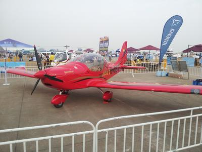 Evektor 公司 SportStar SL 款飛機(jī)（擁有民航許可證）