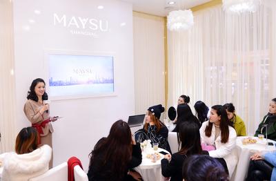 美素化妆品携手江苏靓妆频道、西祠胡同举办媒体专场美肤沙龙，为南京消费者带来美再生的奇迹。