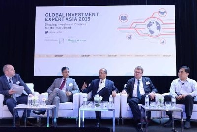 John Berry (centre), Business Development Director, on the panel with representatives from BlackRock, Tahan Capital Management, and PAAMCO.
