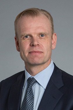 雅苒国际总裁兼首席执行官 Svein Tore Holsether 先生