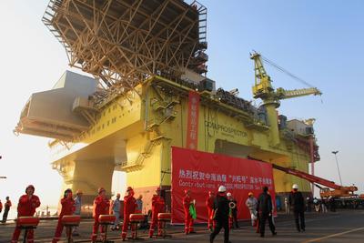 第二座“中国制造”深水钻井平台驶向南海