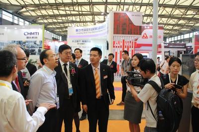 “第17届上海国际机床机器人及智能工厂展览会”昨日开幕