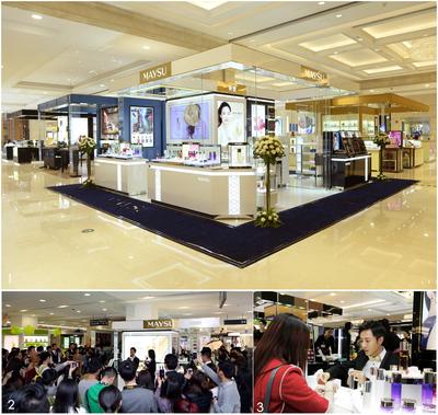 图1、美素MAYSU上海新世界大丸百货专柜，是南京路上的第一柜；图2和图3、成都茂业百货专柜是美素MAYSU进驻西南地区的第一柜，开业当日销售29万元
