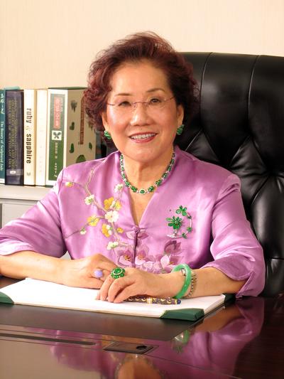 Professor Mimi Ou Yang