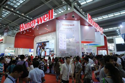 霍尼韦尔集成安防管理和行业一体化解决方案亮相2015深圳安博会