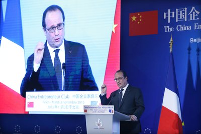 法兰西共和国总统弗朗索瓦·奥朗德先生（M. Francois Hollande）于11月3日上午8时许在北京发表讲话。