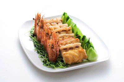 龙皇披金甲 Giant Garoupa Enrobed in Minced Shrimp