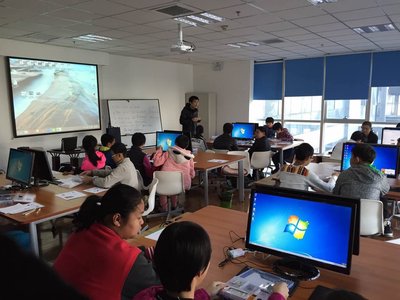 中电网推出面向中学的电子技术实践课