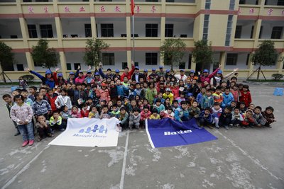 百特中国志愿者回访云南安乐小学