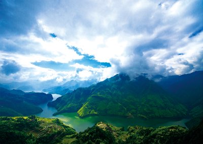 千峡湖生态旅游度假区峡湾实景图