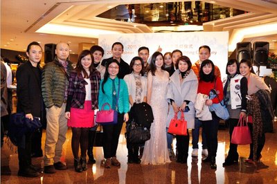 2015上海希尔顿酒店圣诞点灯仪式合照