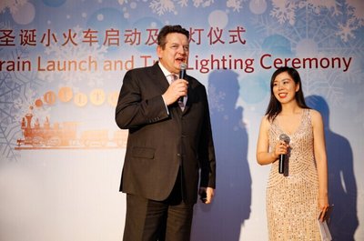 Hilton Shanghai Christmas Tree-Lighting Ceremony & Charity Train 2015