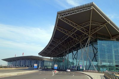 滨海国际机场t2图片