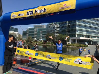 Hong Kong Airlines gave its full support to the charity event of Hong Kong Ocean Park “Run for Survival 2016” held yesterday, over 20 volunteers from Hong Kong Airlines formed a corporate team to participate in the race.