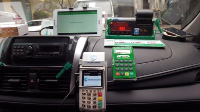 베트남 최대 택시 그룹에서 SoftPay mPOS를 이용하는 방식