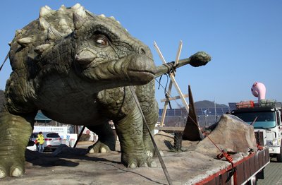 庆南固城恐龙世界博览会将会有恐龙游行