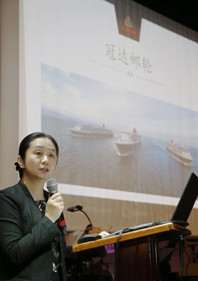英国嘉年华邮轮有限公司中国区副总裁和总经理王萍女士在冠达邮轮进入中国新闻发布会上致辞