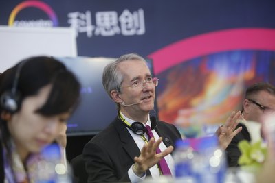 Mr. Patrick Thomas, CEO of Covestro AG, shares Covestro 2016 Q1 results and company strategies with media in Shanghai.