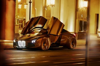 5月9日，宝马集团未来百年概念车BMW VISION NEXT 100