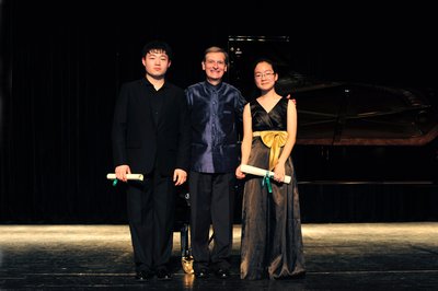 法国巴黎银行助力中国优秀钢琴学子登台雅各宾国际钢琴节