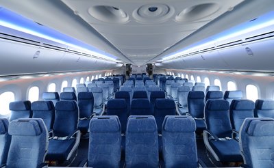 国航引进中国首架波音787-9梦想飞机