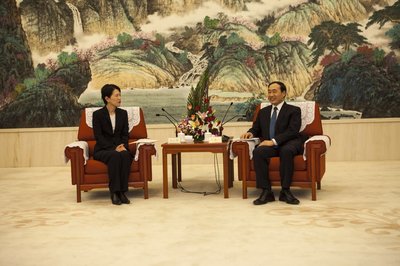 Zhao HaiShan, Vice Mayor of Tianjin meet with Rachel Duan, GE Senior Vice President & CEO of GE Greater China