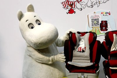 Kiddy 推出了MOOMIN系列儿童安全座椅