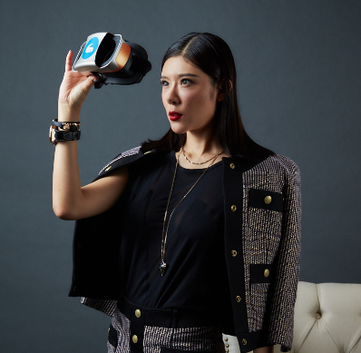 微鲸VR大玩创新，在办公室里开起了产品发布会