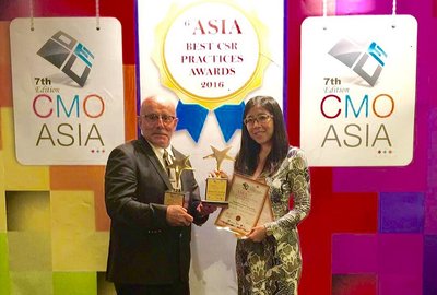 FrieslandCampina Asia wins the ‘Best Use of Corporate Social Responsibility Practices’ award at CMO Asia’s 6th Best CSR Practices Awards Ceremony. This is the second consecutive win by the company.